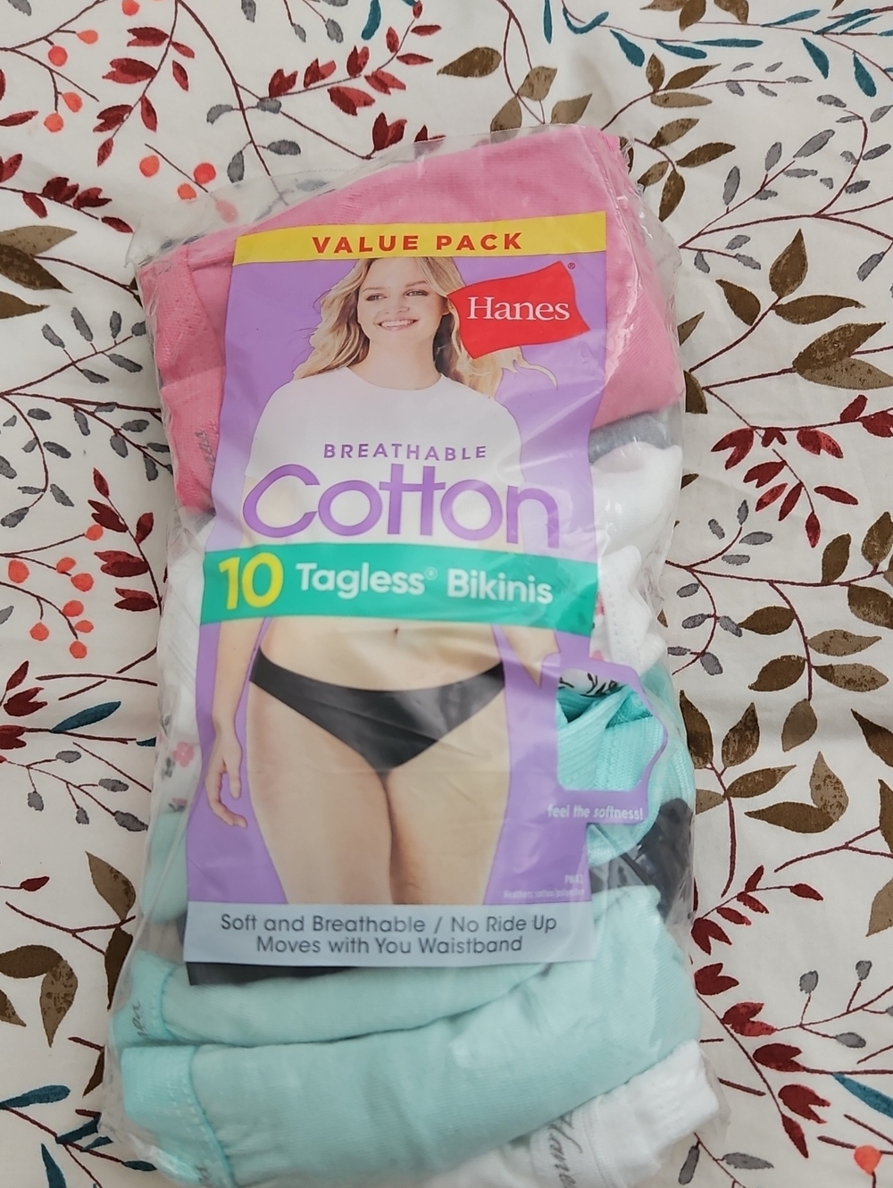 10 Pairs Hanes Tagless Bikinis Pack – Pink, White, Black, Mint. Never Worn.